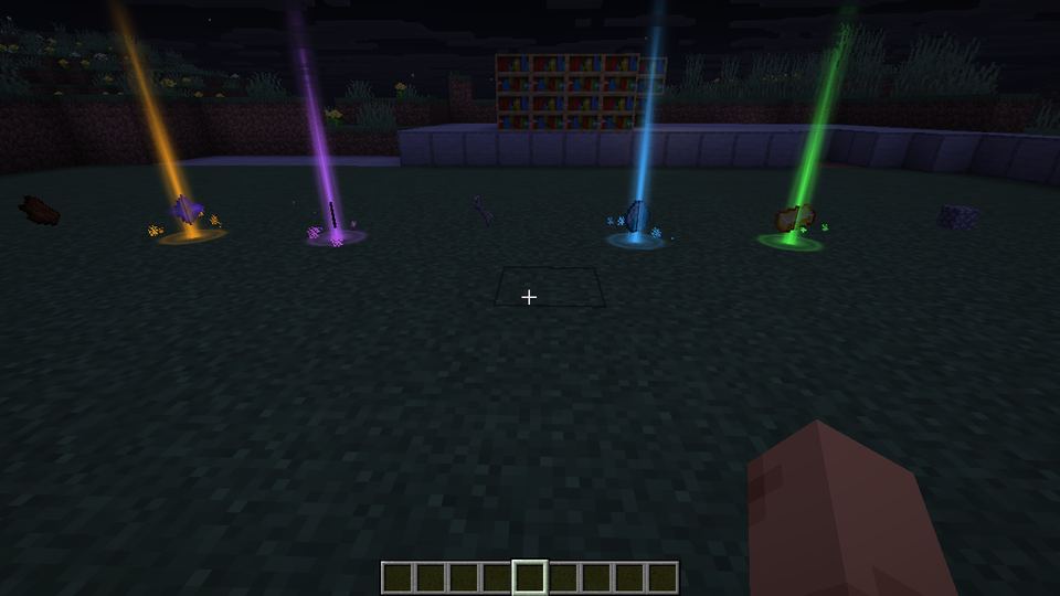 Loot Beams à noite: feixes laranja, roxo, azul e verde sobre itens no chão